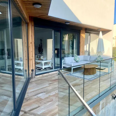 Elordui Villa *